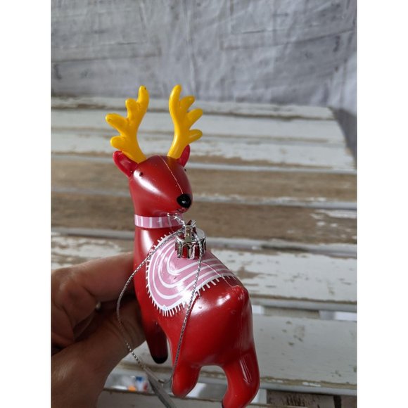 Target reindeer wonder shop ornament Xmas holiday - Picture 2 of 5